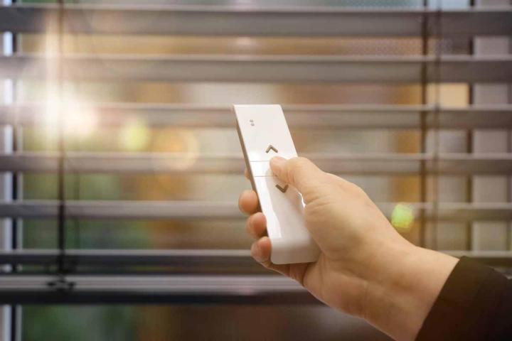 Est-ce que la motorisation PowerView est compatible avec les systèmes de domotique existants ? Montréal
