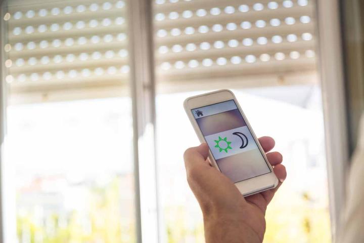 Comment fonctionne la motorisation PowerView pour les stores ? Montréal
